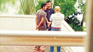 d55ee5a3c9ff895545d5cf957d178279-C_05