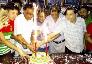 received_1015240925253931