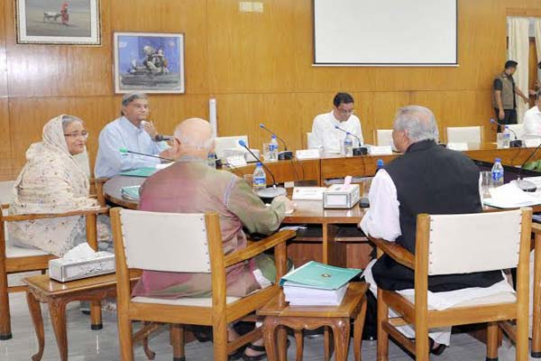 কংক্রিটের সড়ক নির্মাণের নির্দেশ প্রধানমন্ত্রীর