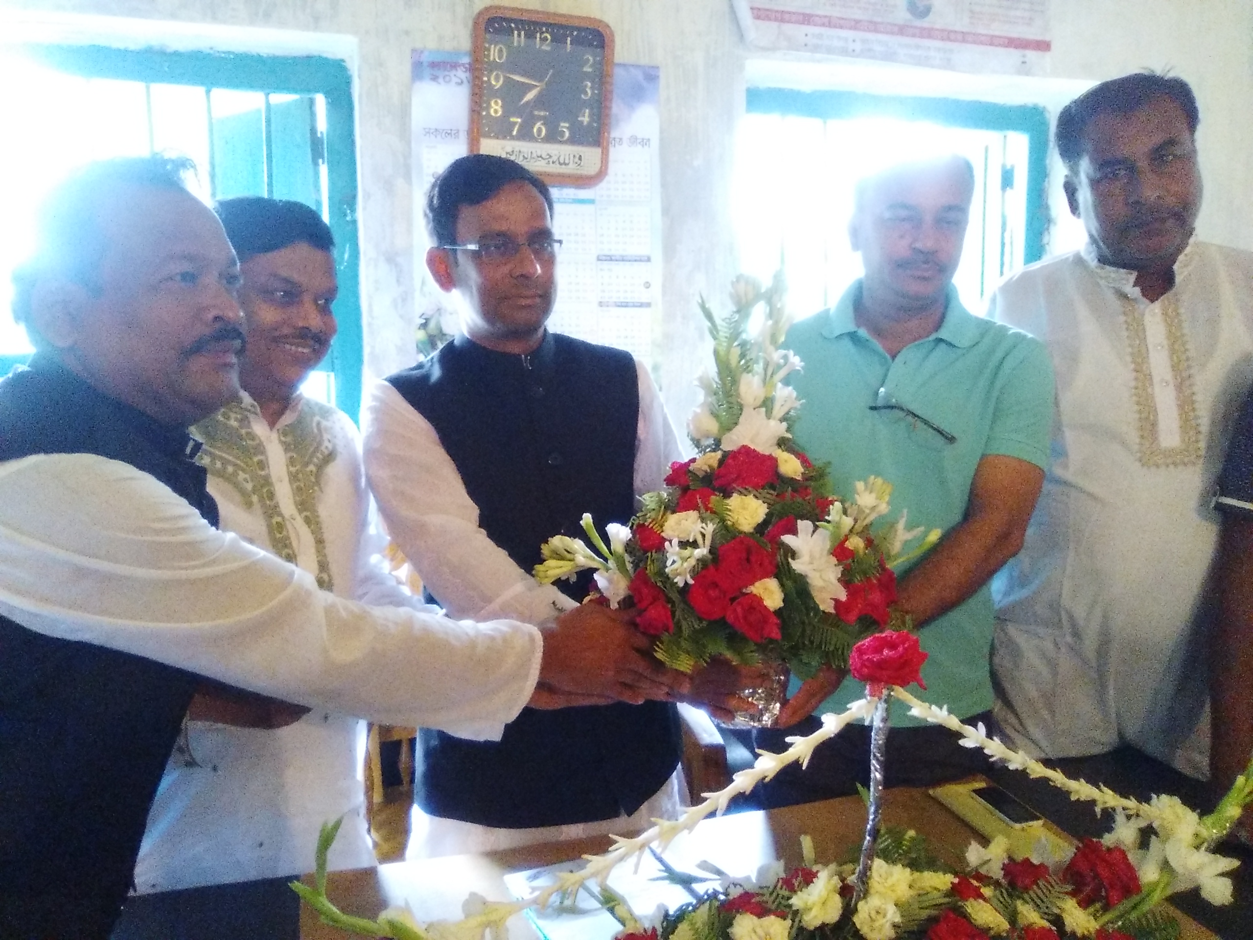 সোনাগাজীতে ইউপি চেয়ারম্যানদের দায়ীত্ব হস্তান্তর