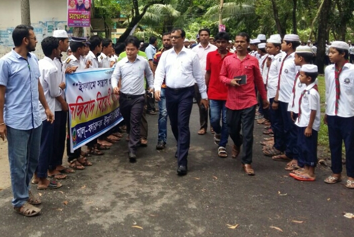 ইসলামের শত্রুরা জঙ্গীবাদ সৃষ্টি করে মানুষ হত্যা করছে – সোনাগাজীতে জেলা প্রশাসক