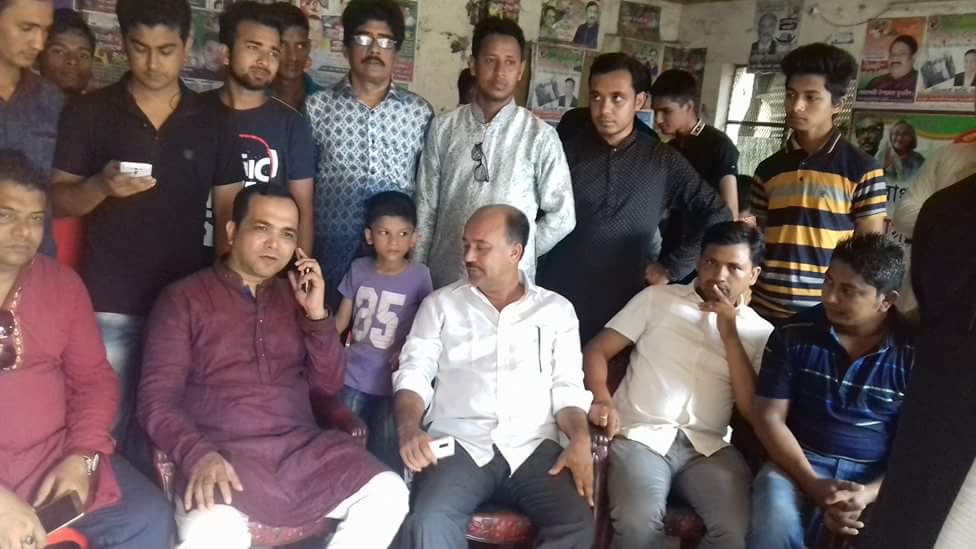 ঈদ শুভেচ্ছা বিনিময় : সোনাগাজীতে কেন্দ্রিয় অা’লীগ নেতা লিপটন