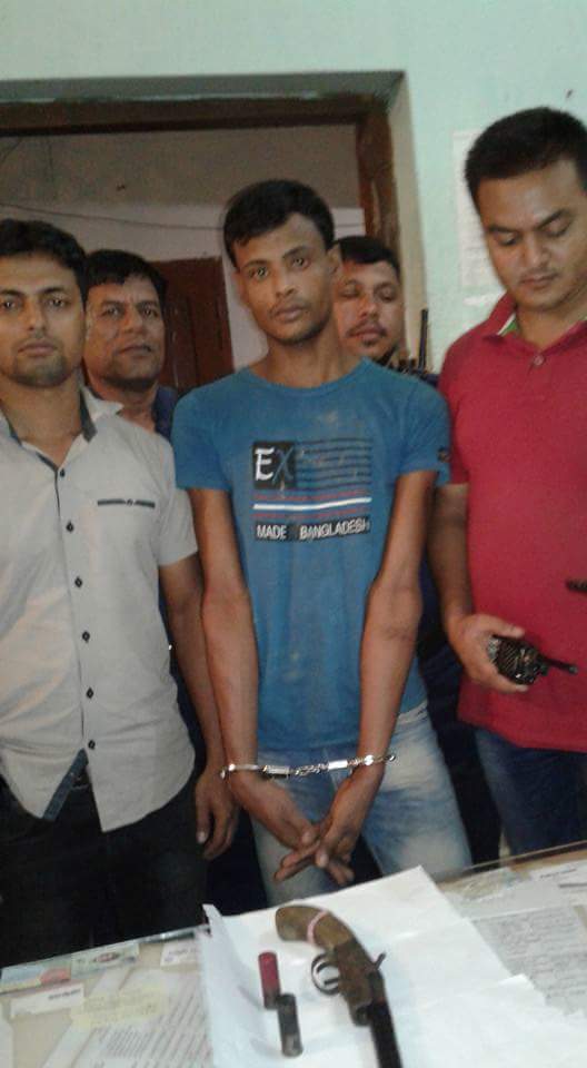ফেনীতে অস্ত্রসহ অান্তঃজেলা  ডাকাত গ্রেফতার