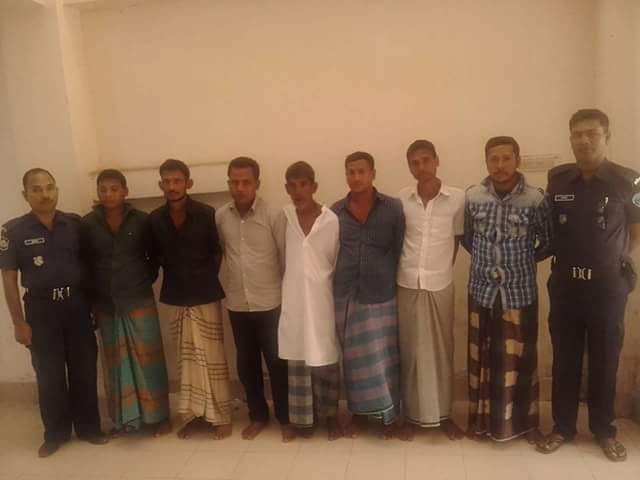 সোনাগাজীতে অান্তঃজেলা  ডাকাতসহ গ্রেফতার ৭