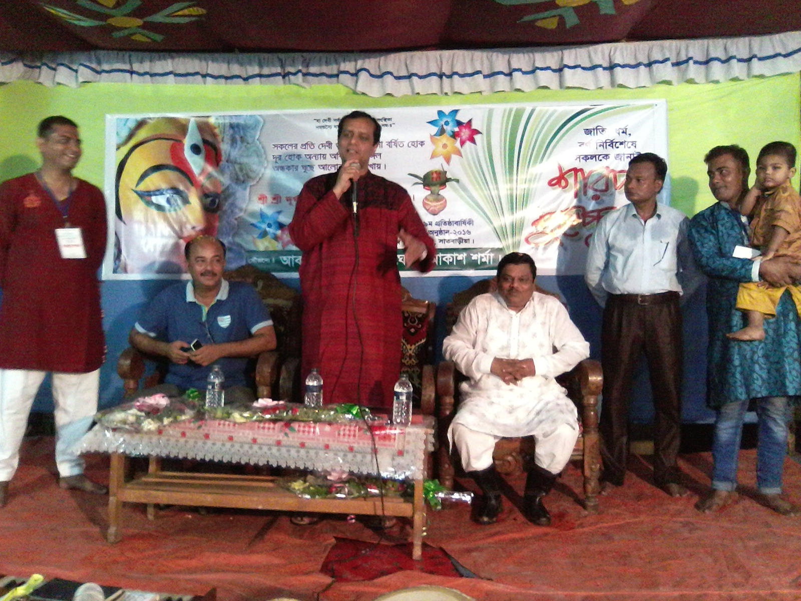 বিশ্বে সাম্প্রদায়িক সম্প্রীতির উদাহরন বাংলাদেশ –  সোনাগাজীতে জেলা প্রশাসক