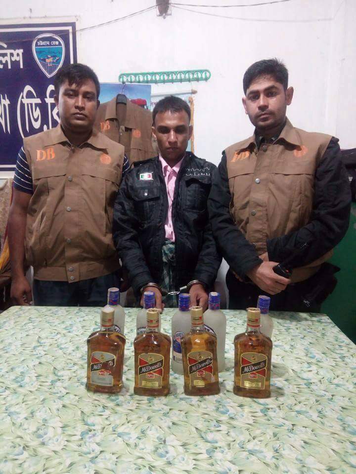 ফেনীতে বিদেশী মদসহ বিক্রেতা গ্রেফতার