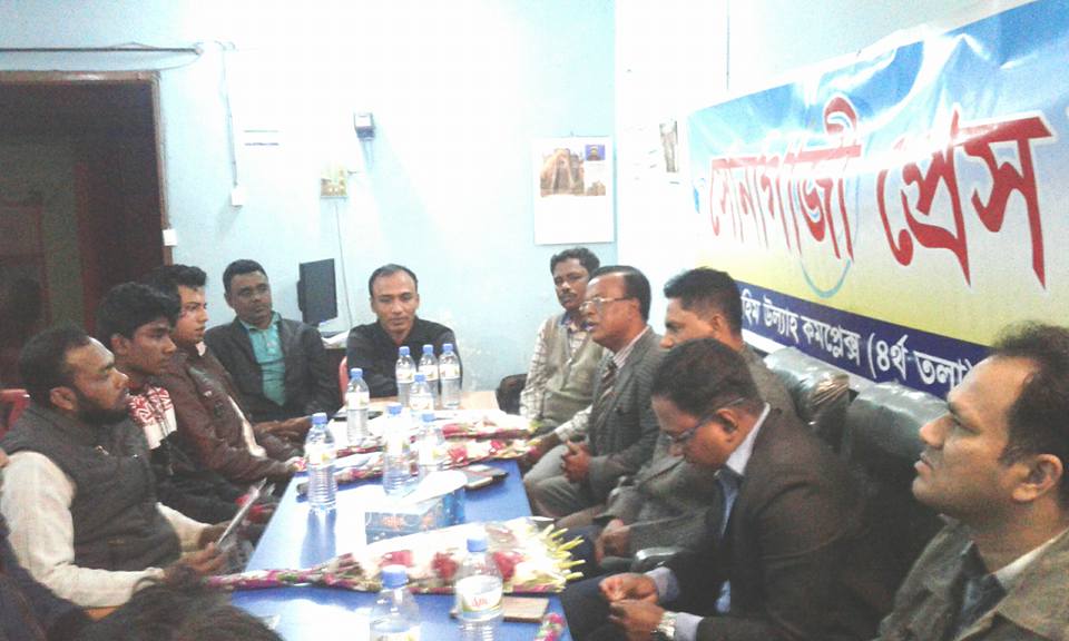 সোনাগাজী প্রেসক্লাব নেতৃবৃন্দের সাথে সহকারী পুলিশ সুপারের মতবিনিময়