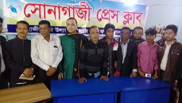সোনাগাজী প্রেসক্লাব নেতৃবৃন্দের সাথে আ’লীগ নেতা লিপটনের মতবিনিময়