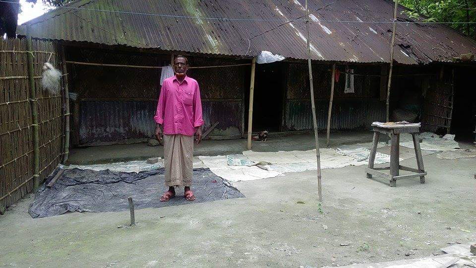 মজলিশপুরে অসহায় কৃষকের বসতভিটা দখলের অপচেষ্টা