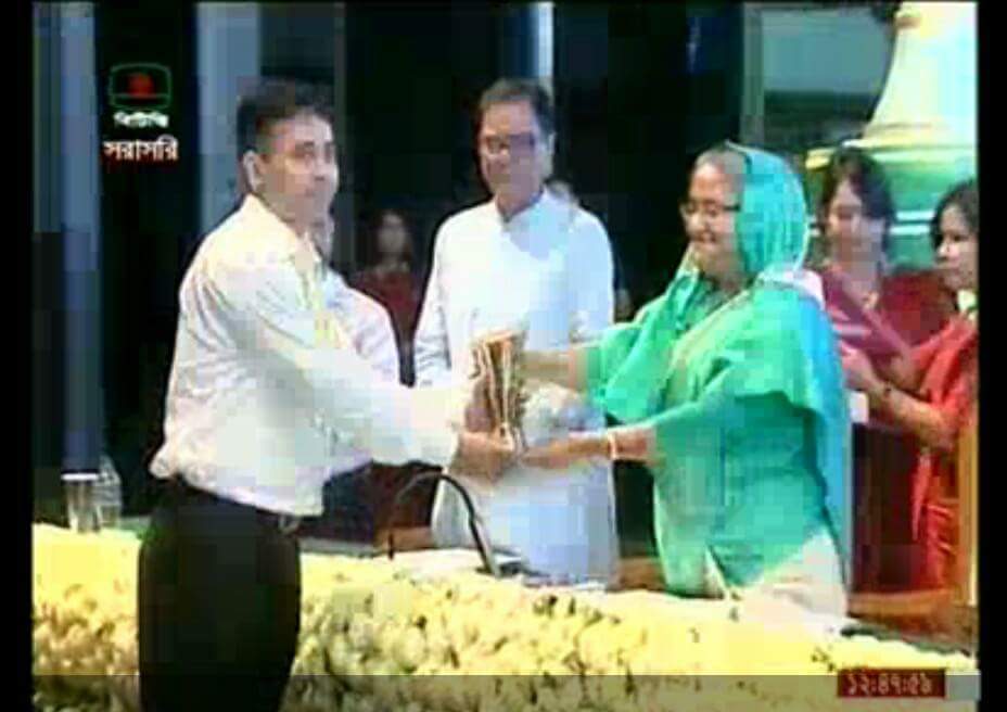 সোনাগাজীর কৃতিসন্তান উপ সচিব অাবদুল হাই’র জনপ্রশাসন পদক গ্রহন