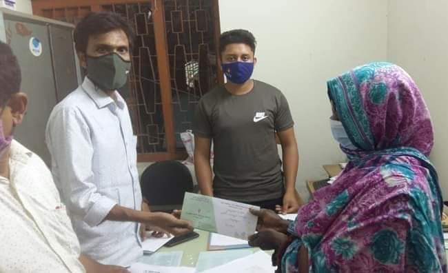 দাগনভূঞায় এমপি মাসুদ চৌধুরীর ঐচ্ছিক তহবিলের নগদ অর্থ বিতরণ