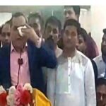 অপপ্রচারের অভিযোগ এনে দলীয় সভায় অঝোরে কাঁদলেন মনোনয়ন বঞ্চিত লিপটন